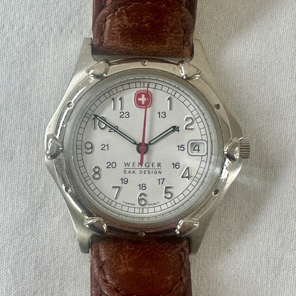 Wenger Swiss Army S.A.K. Design Watch Swiss Made Date Leather 095.0695 Working - Picture 1 of 14